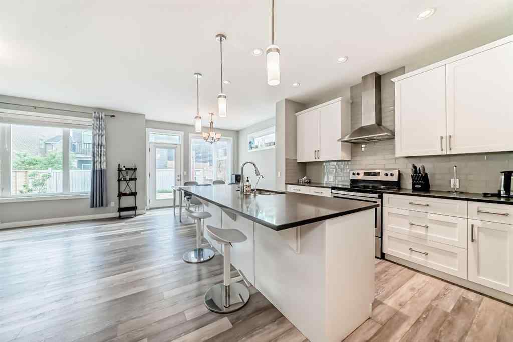 MLS® A2231270 - 39 Evansglen Link NW in Evanston Calgary, Residential