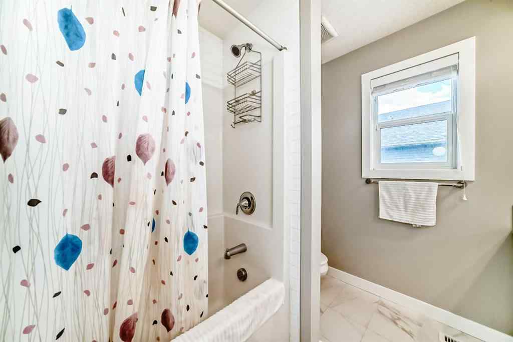 MLS® A2231270 - 39 Evansglen Link NW in Evanston Calgary, Residential