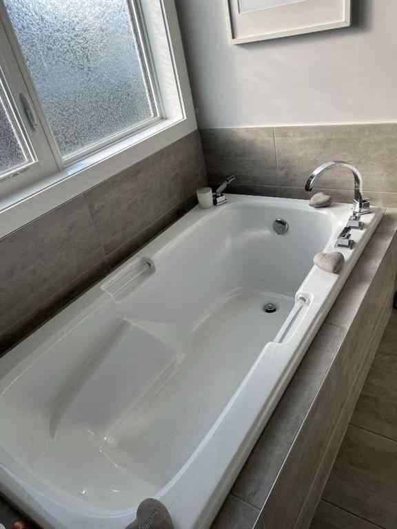 MLS® A2231281 - 805 7 Avenue  in NONE Fox Creek, Residential