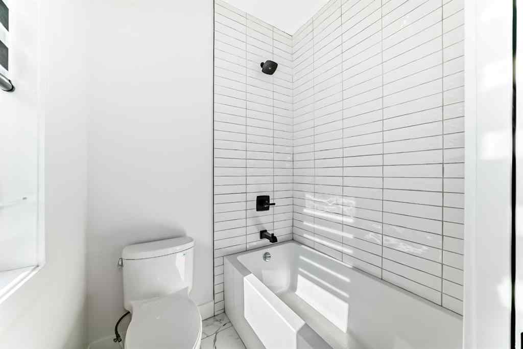 MLS® A2231288 - 523 55 Avenue SW in Windsor Park Calgary, Residential