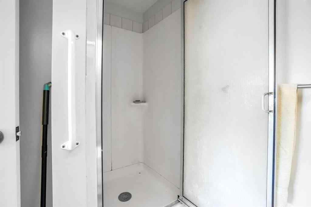 MLS® A2231326 - Unit #408 80 Point Mckay Crescent NW in Point McKay Calgary, Residential