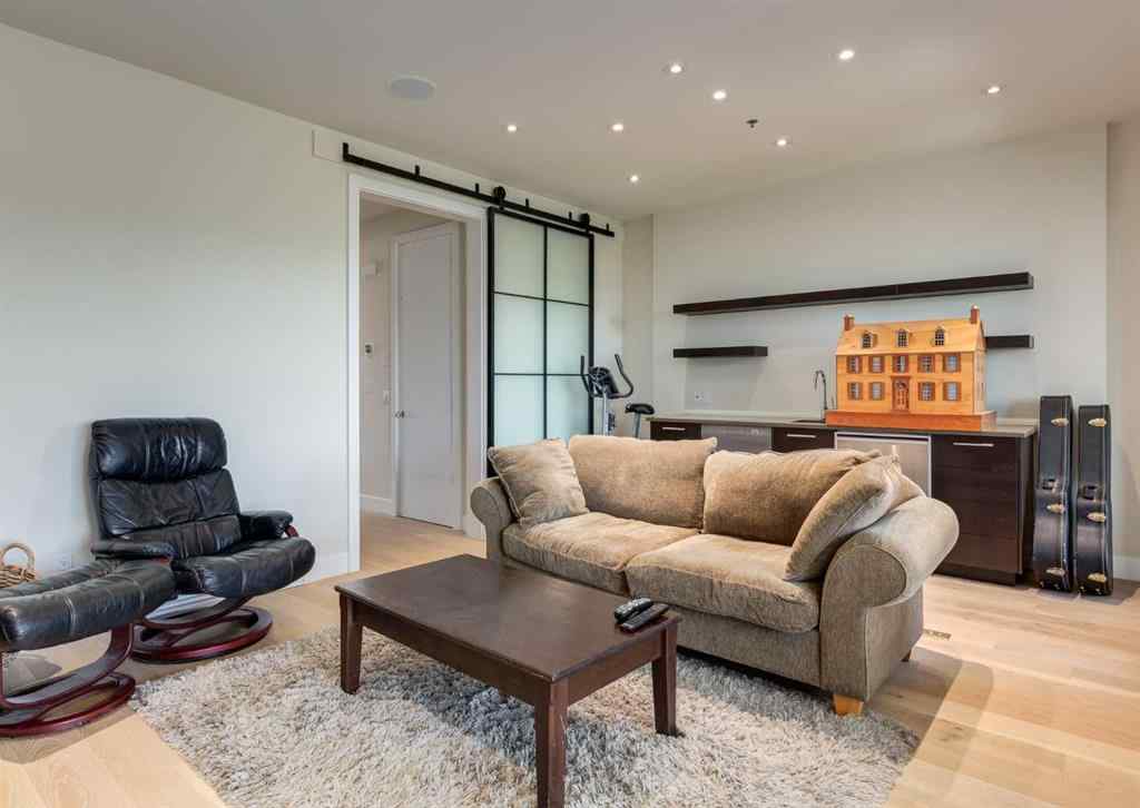 MLS® A2231335 - 113 Aspen Meadows Hill SW in Aspen Woods Calgary, Residential