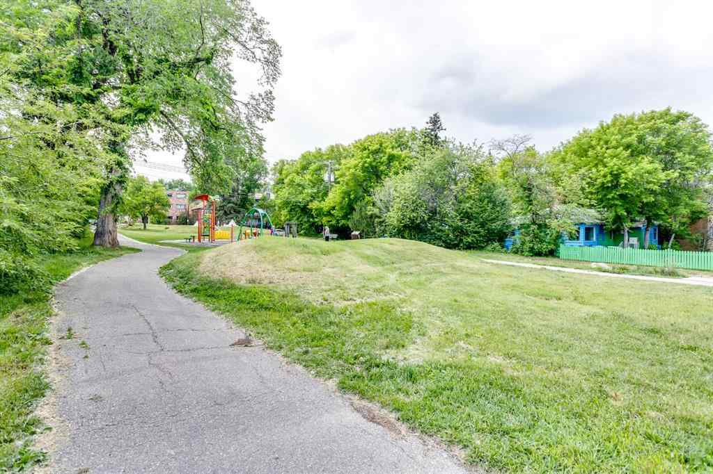 MLS® A2231340 - Unit #1 2101 17 Street SW in Bankview Calgary, Residential