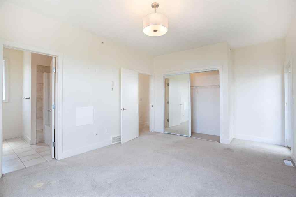 MLS® A2231340 - Unit #1 2101 17 Street SW in Bankview Calgary, Residential