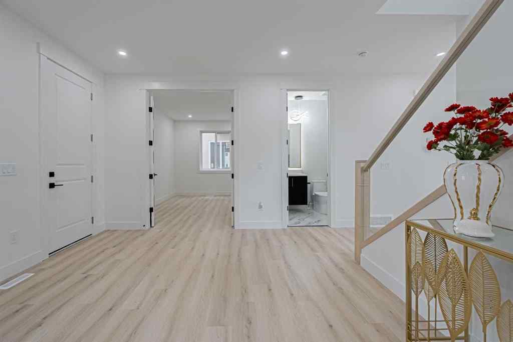 MLS® A2231355 - 137 saddlecrest Circle NE in Saddle Ridge Calgary, Residential