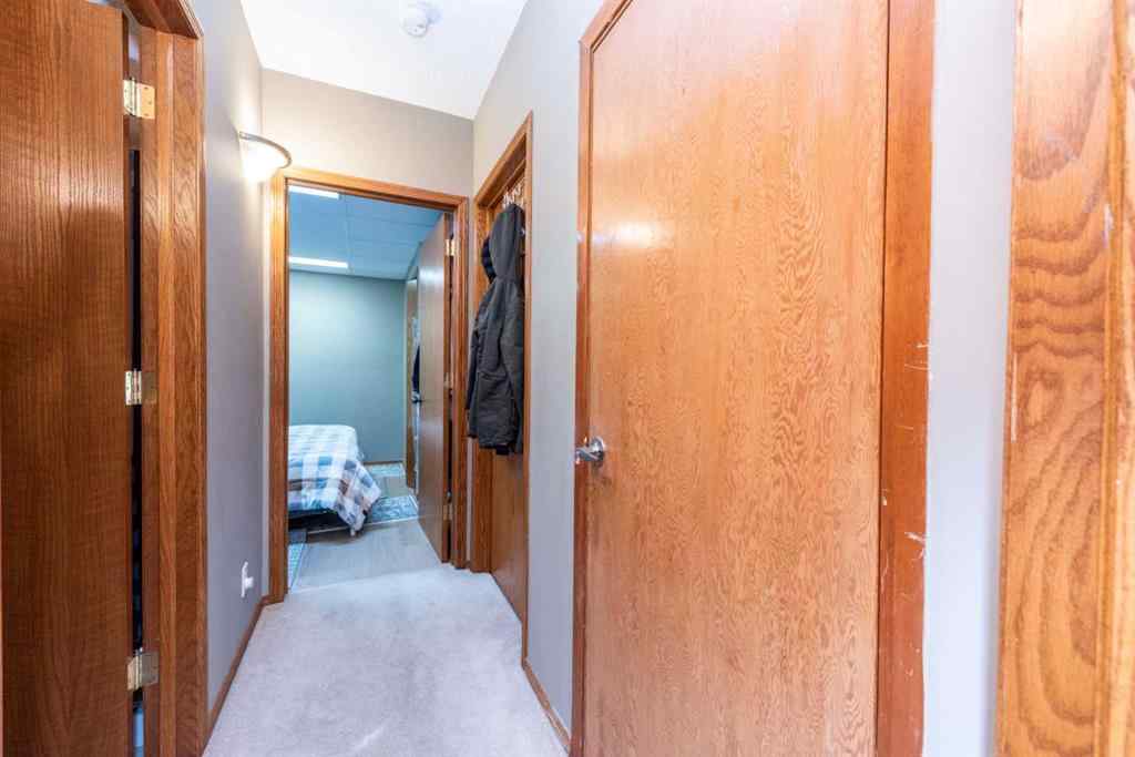 MLS® A2231360 - 363 Hawktree Circle NW in Hawkwood Calgary, Residential