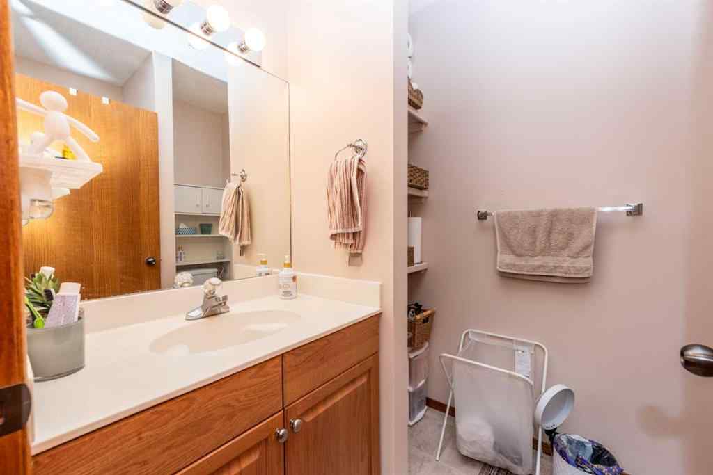 MLS® A2231360 - 363 Hawktree Circle NW in Hawkwood Calgary, Residential