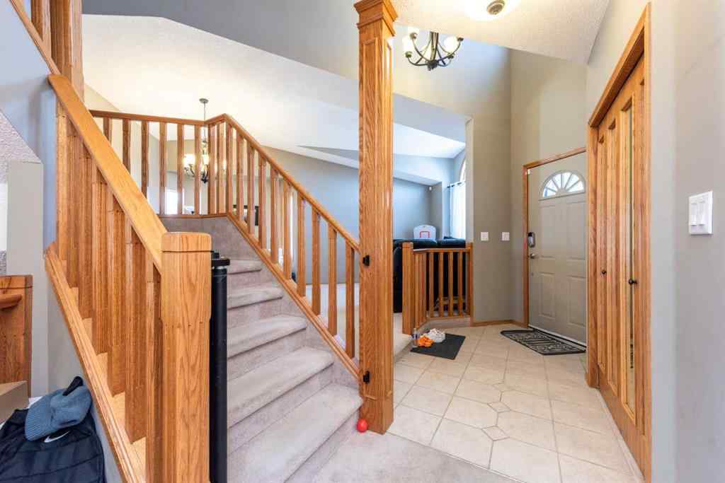 MLS® A2231360 - 363 Hawktree Circle NW in Hawkwood Calgary, Residential