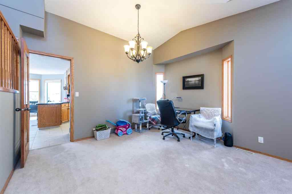 MLS® A2231360 - 363 Hawktree Circle NW in Hawkwood Calgary, Residential