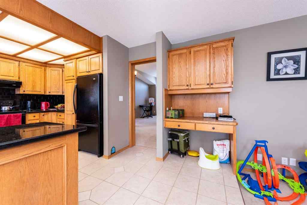 MLS® A2231360 - 363 Hawktree Circle NW in Hawkwood Calgary, Residential
