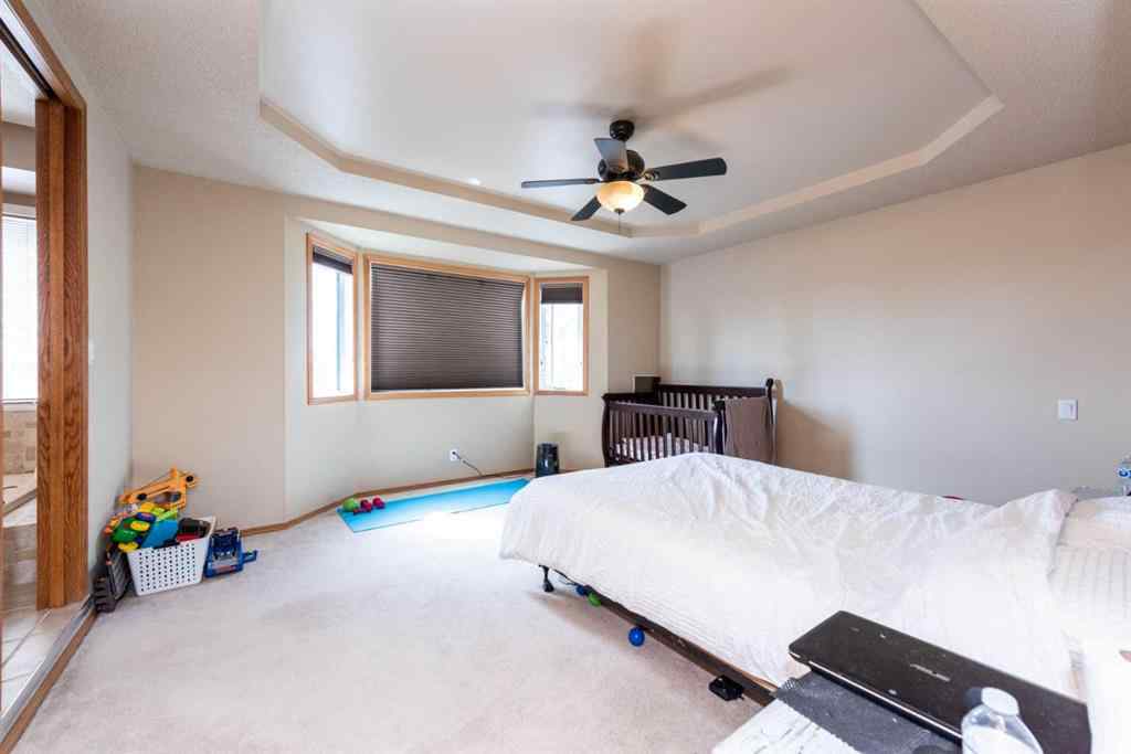 MLS® A2231360 - 363 Hawktree Circle NW in Hawkwood Calgary, Residential