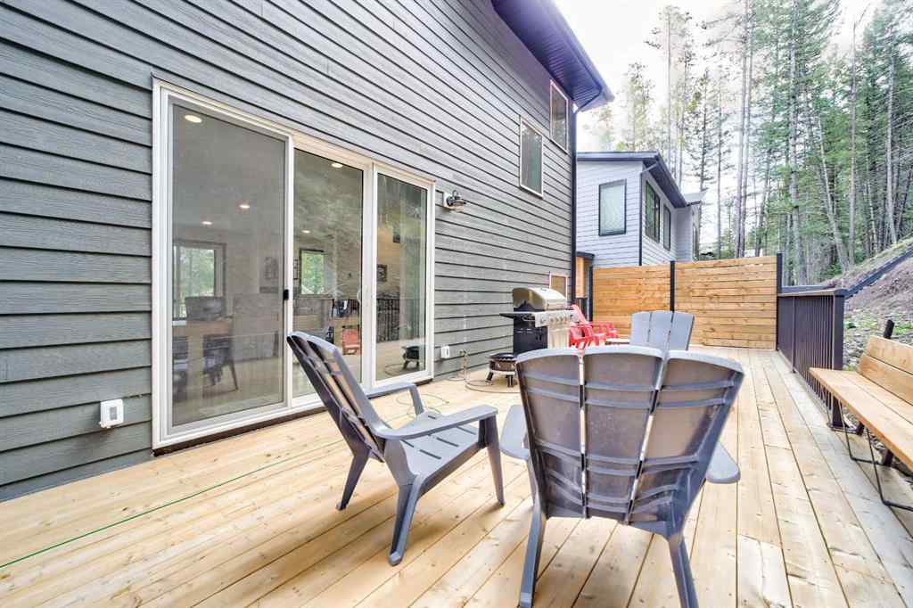 MLS® A2231391 - 230 Southmore Place  in NONE Blairmore, Residential
