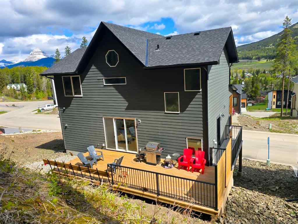 MLS® A2231391 - 230 Southmore Place  in NONE Blairmore, Residential