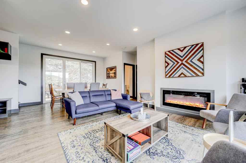 MLS® A2231391 - 230 Southmore Place  in NONE Blairmore, Residential