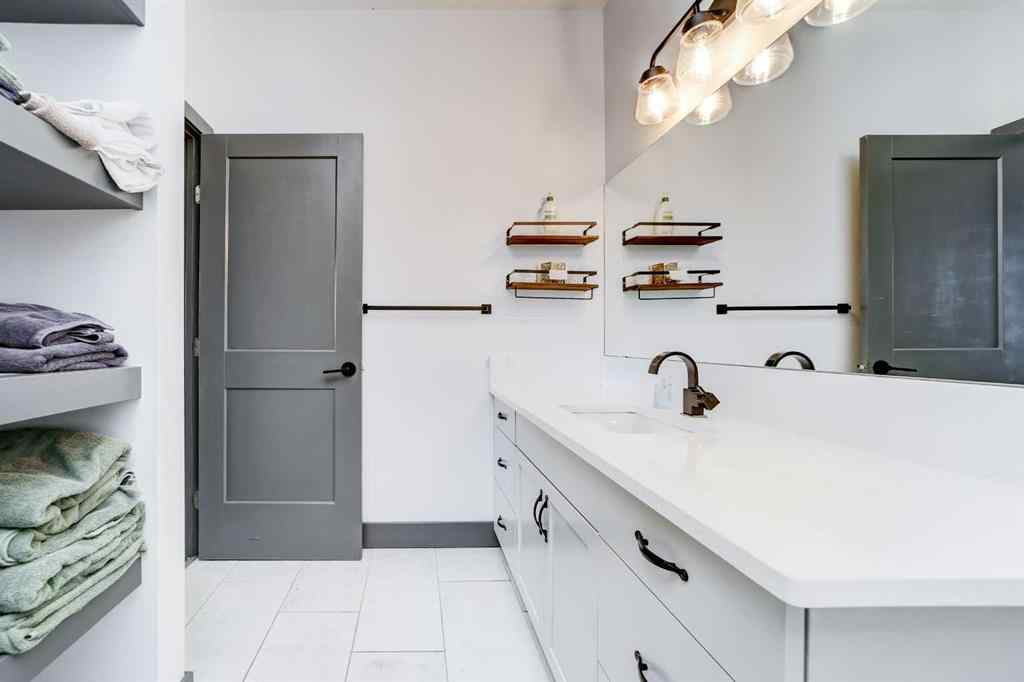 MLS® A2231391 - 230 Southmore Place  in NONE Blairmore, Residential