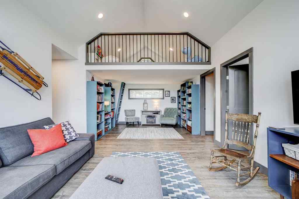 MLS® A2231391 - 230 Southmore Place  in NONE Blairmore, Residential