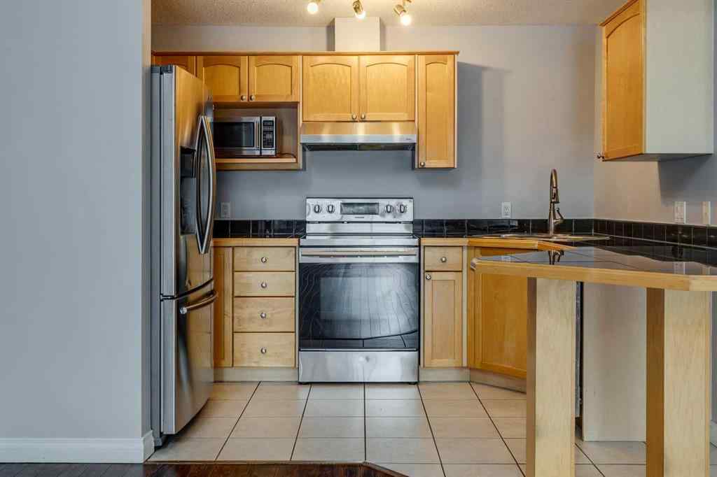MLS® A2231397 - Unit #404 1631 28 Avenue SW in South Calgary Calgary, Residential