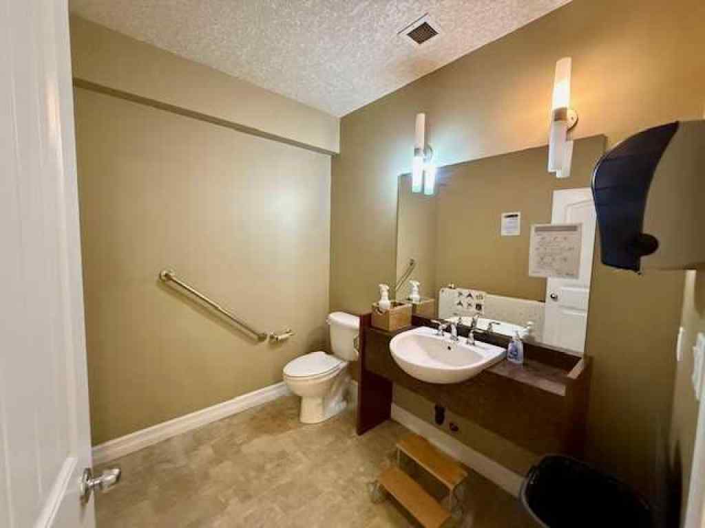 MLS® A2231401 - Unit #101 8715 109 Street  in Richmond Industrial Park Grande Prairie, Commercial