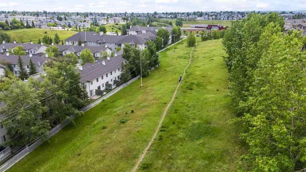MLS® A2231403 - 42 Citadel Meadow Gardens NW in Citadel Calgary, Residential