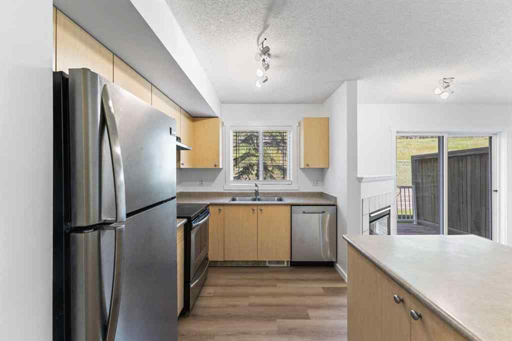 MLS® A2231403 - 42 Citadel Meadow Gardens NW in Citadel Calgary, Residential