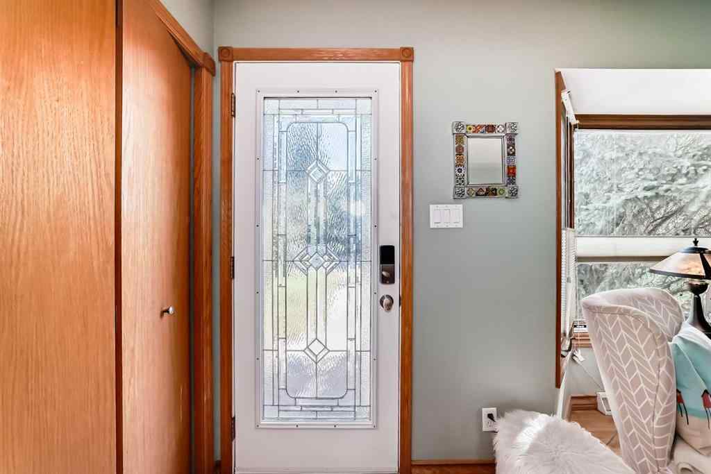 MLS® A2231409 - 52 Windermere Road SW in Wildwood Calgary, Residential