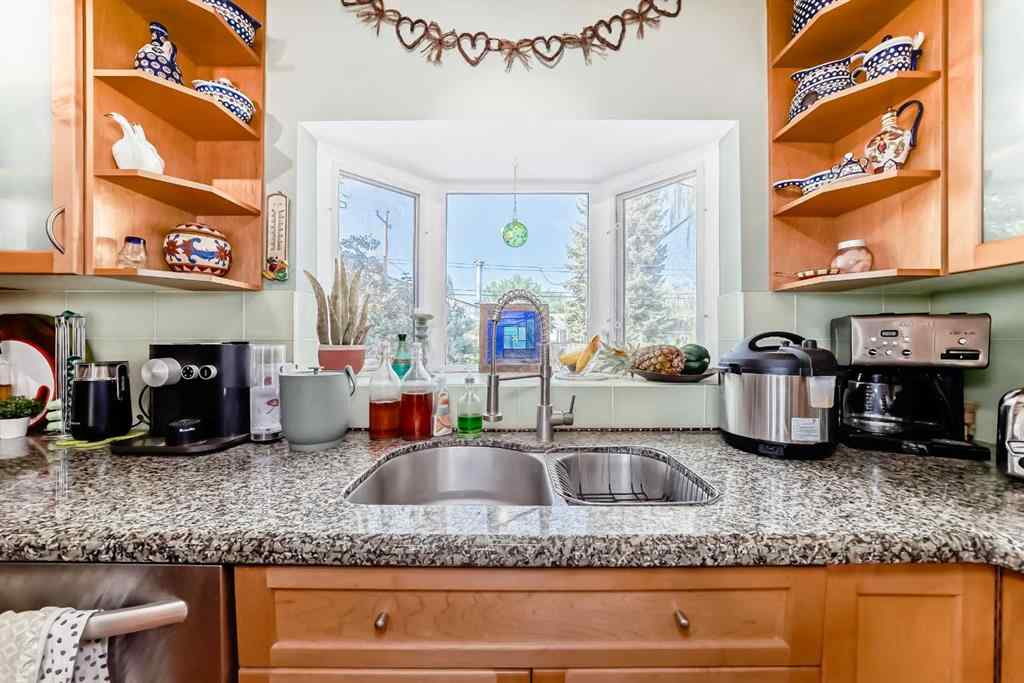 MLS® A2231409 - 52 Windermere Road SW in Wildwood Calgary, Residential