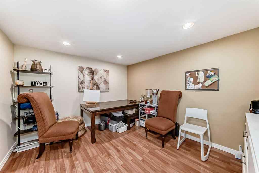 MLS® A2231409 - 52 Windermere Road SW in Wildwood Calgary, Residential