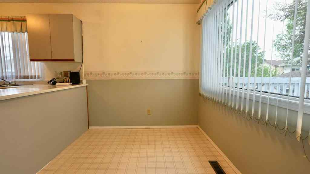 MLS® A2231426 - 8106 105 Avenue  in Saddleback Ridge Peace River, Residential