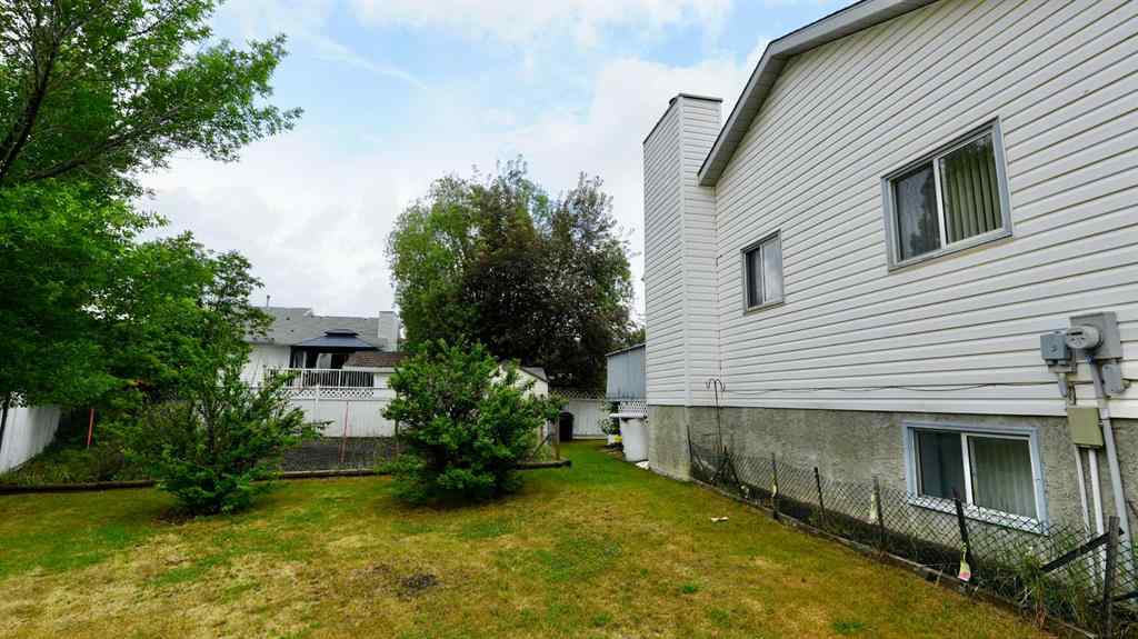 MLS® A2231426 - 8106 105 Avenue  in Saddleback Ridge Peace River, Residential