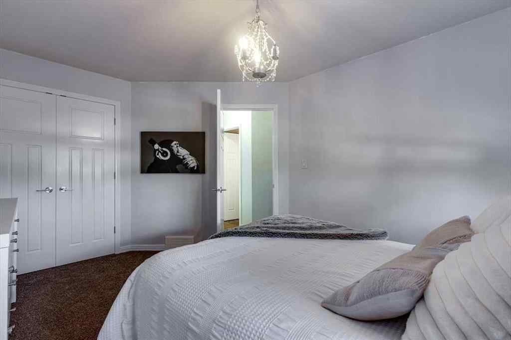 MLS® A2231459 - 4 Sage Link  in Sunnybrook South Red Deer, Residential