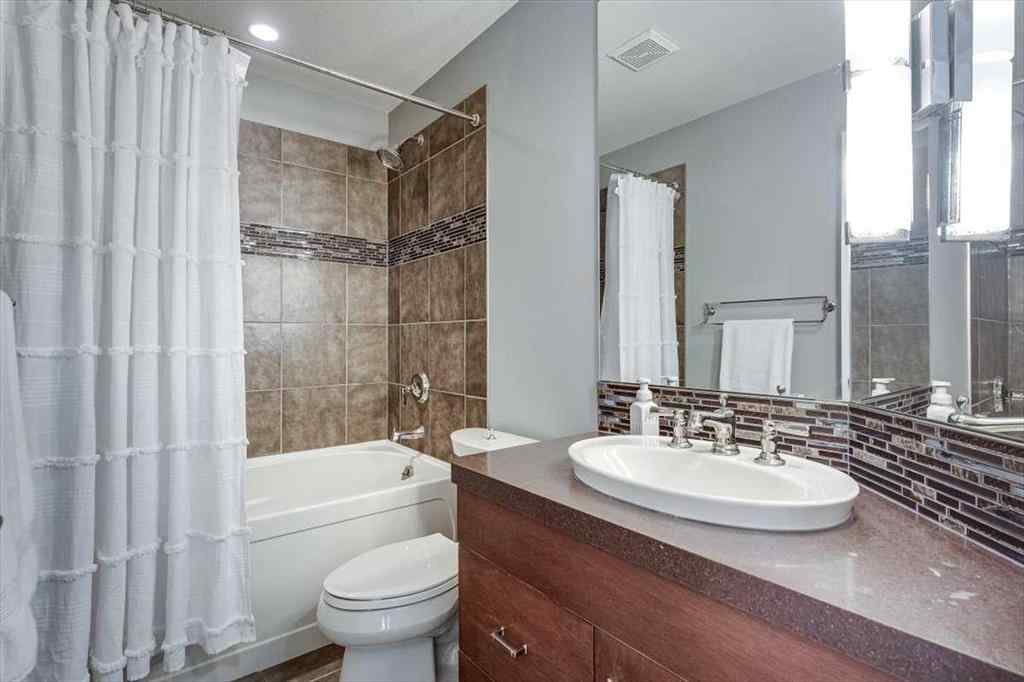MLS® A2231459 - 4 Sage Link  in Sunnybrook South Red Deer, Residential