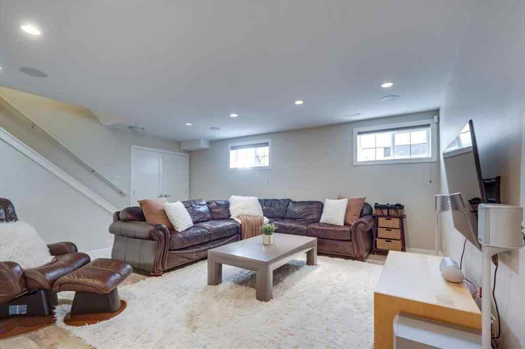 MLS® A2231459 - 4 Sage Link  in Sunnybrook South Red Deer, Residential