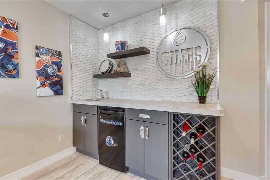 MLS® A2231459 - 4 Sage Link  in Sunnybrook South Red Deer, Residential