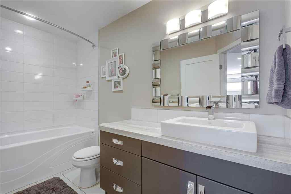 MLS® A2231459 - 4 Sage Link  in Sunnybrook South Red Deer, Residential