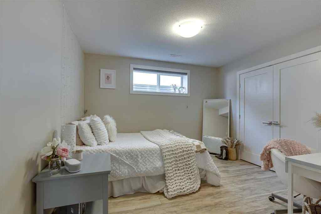 MLS® A2231459 - 4 Sage Link  in Sunnybrook South Red Deer, Residential