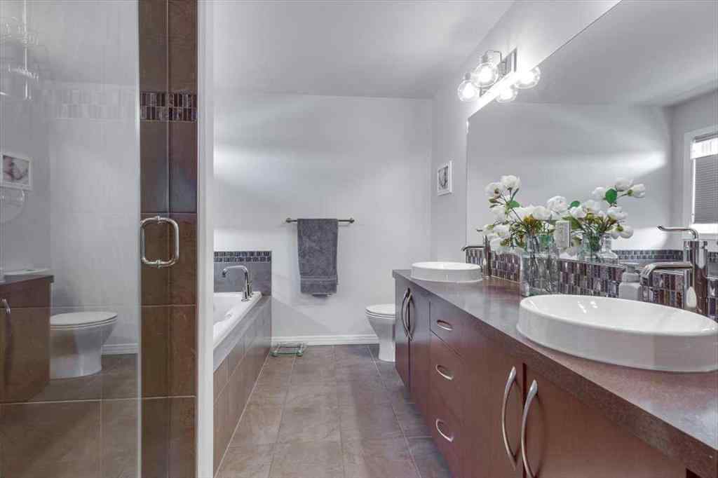MLS® A2231459 - 4 Sage Link  in Sunnybrook South Red Deer, Residential