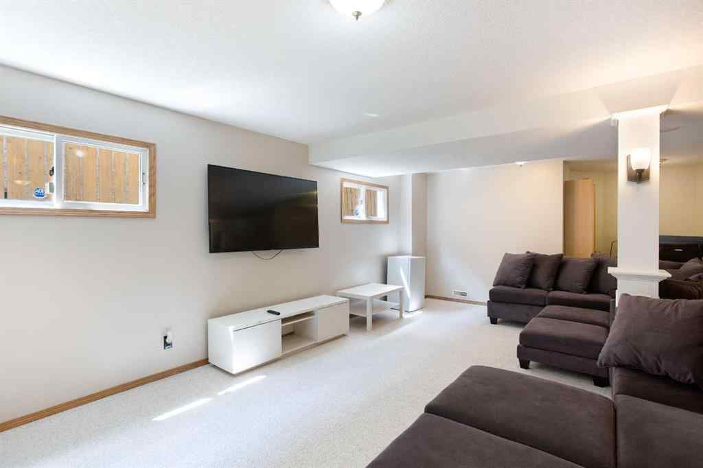 MLS® A2231472 - 123 Woodbend Way  in Woodhaven Okotoks, Residential