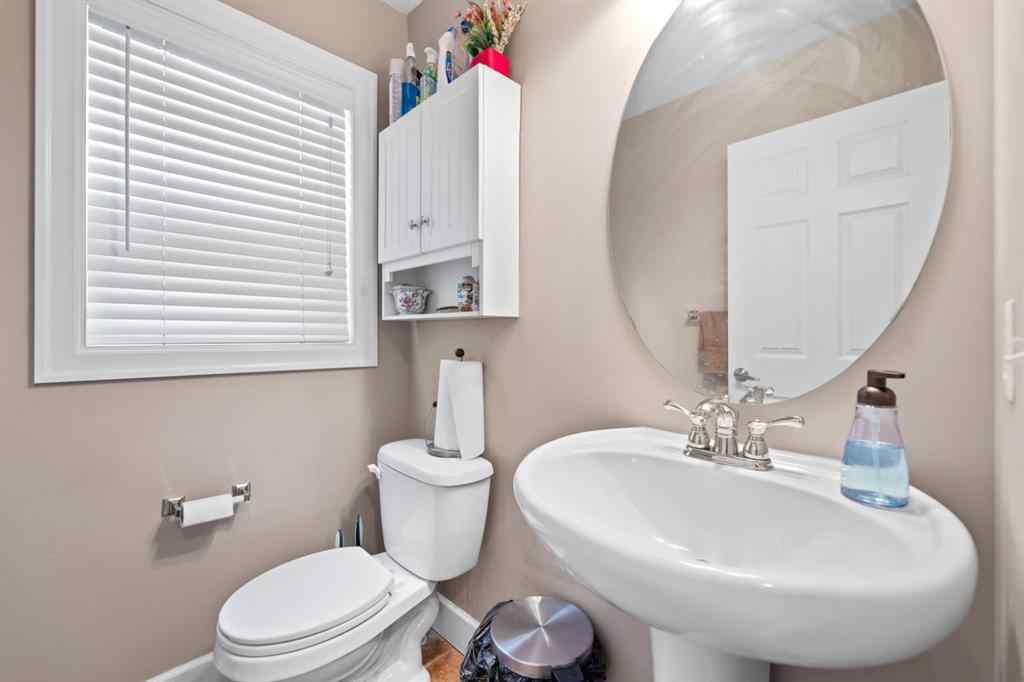 MLS® A2231495 - 935 WINDHAVEN Close SW in Windsong Airdrie, Residential