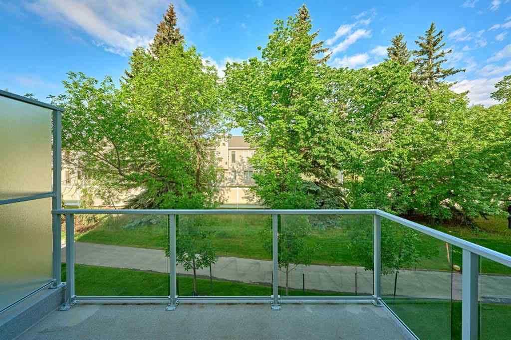 MLS® A2231520 - 444 Shawnee Square SW in Shawnee Slopes Calgary, Residential