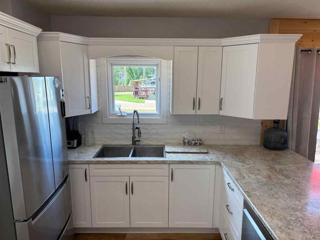 MLS® A2231536 - 5615 49 Avenue  in Killam Killam, Residential