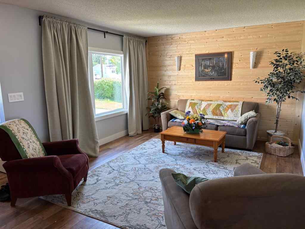 MLS® A2231536 - 5615 49 Avenue  in Killam Killam, Residential