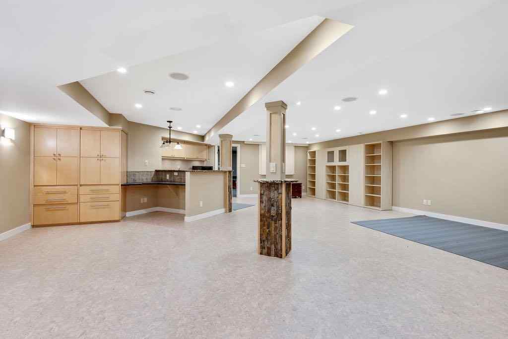 MLS® A2231542 - 35 Eagle Ridge Drive SW in Eagle Ridge Calgary, Residential