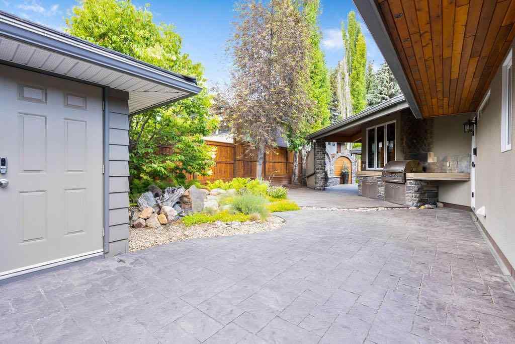 MLS® A2231542 - 35 Eagle Ridge Drive SW in Eagle Ridge Calgary, Residential