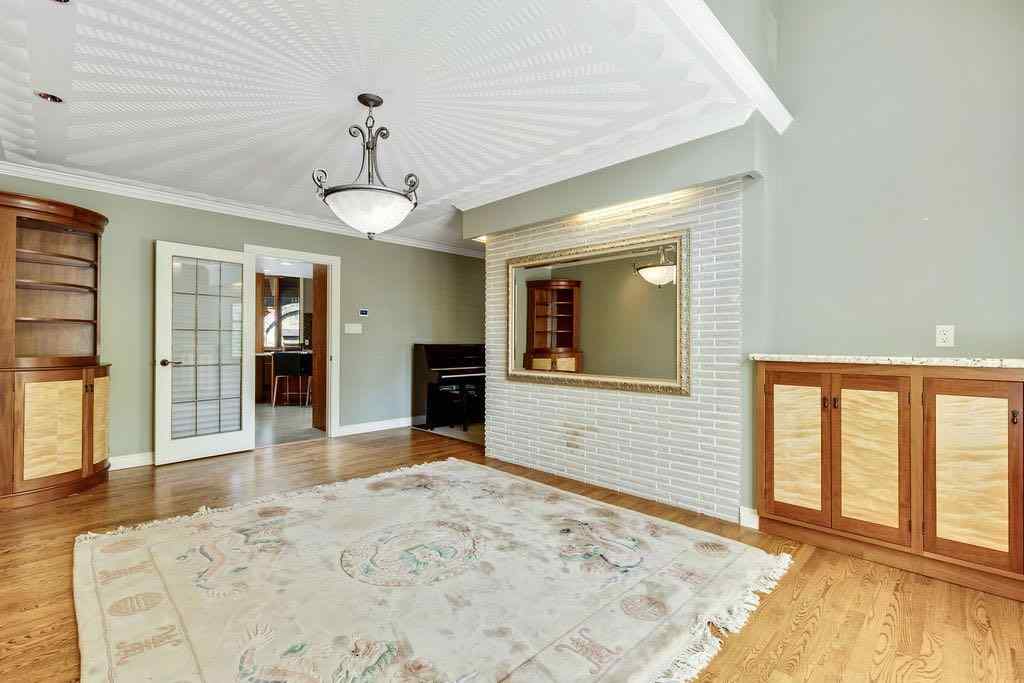MLS® A2231542 - 35 Eagle Ridge Drive SW in Eagle Ridge Calgary, Residential