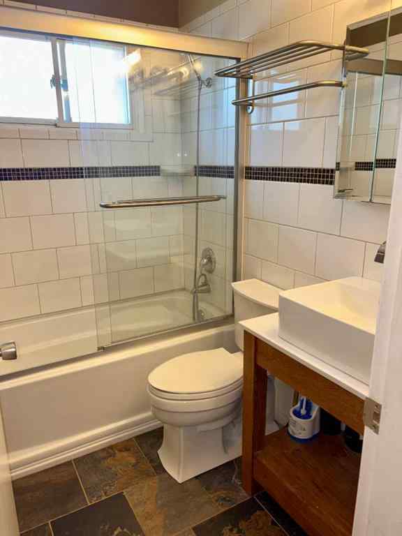 MLS® A2231549 - 5047 48 Street  in Mannville Mannville, Residential