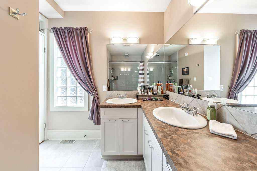 MLS® A2231561 - 1027 13 Avenue SW in Beltline Calgary, Residential