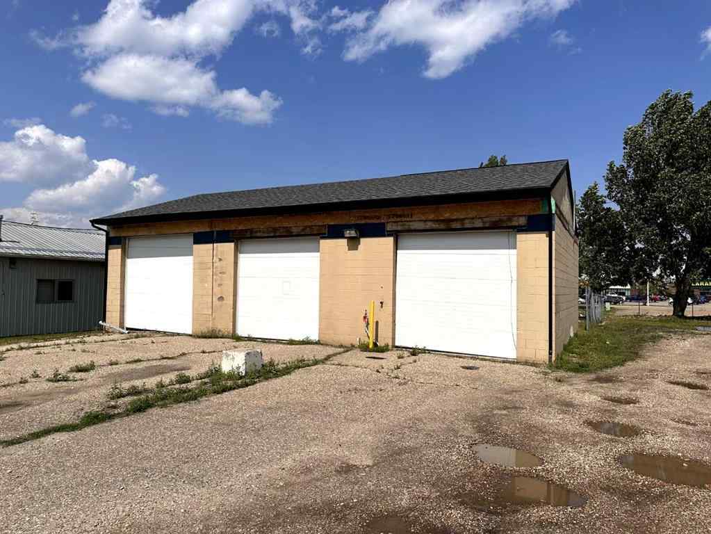 MLS® A2231563 - 5120 49th Avenue  in Downtown Innisfail Innisfail, Commercial