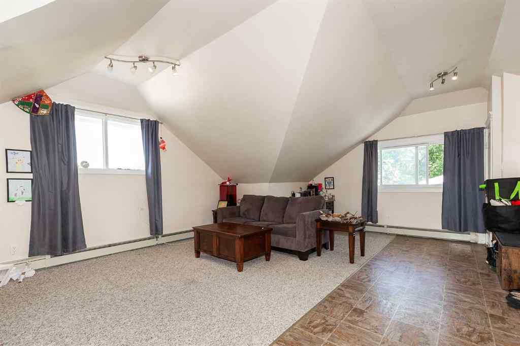 MLS® A2231607 - Unit #1-5 622 10 Street S in London Road Lethbridge, Multi-Family