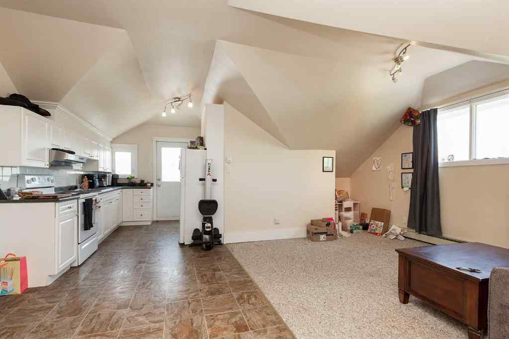 MLS® A2231607 - Unit #1-5 622 10 Street S in London Road Lethbridge, Multi-Family
