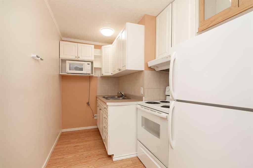 MLS® A2231607 - Unit #1-5 622 10 Street S in London Road Lethbridge, Multi-Family